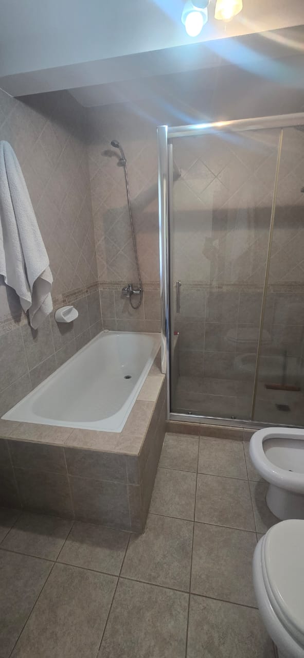 IMPORTANTE CHALET 5 AMBIENTES | RINCON DEL ESTE | MERLO