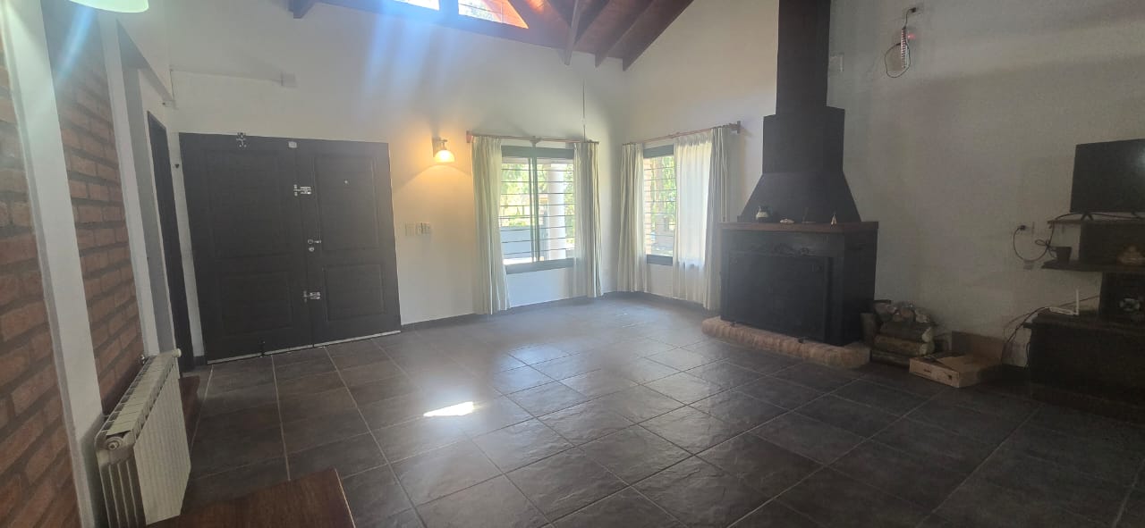 IMPORTANTE CHALET 5 AMBIENTES | RINCON DEL ESTE | MERLO