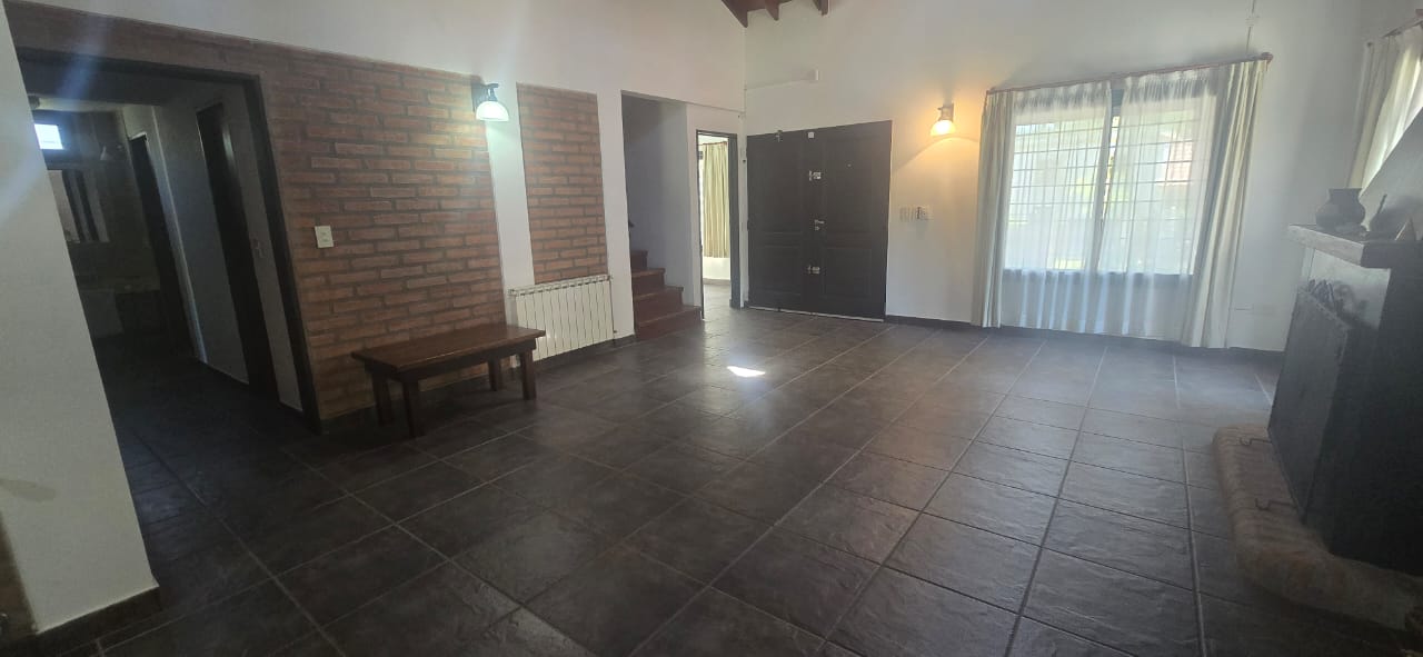 IMPORTANTE CHALET 5 AMBIENTES | RINCON DEL ESTE | MERLO