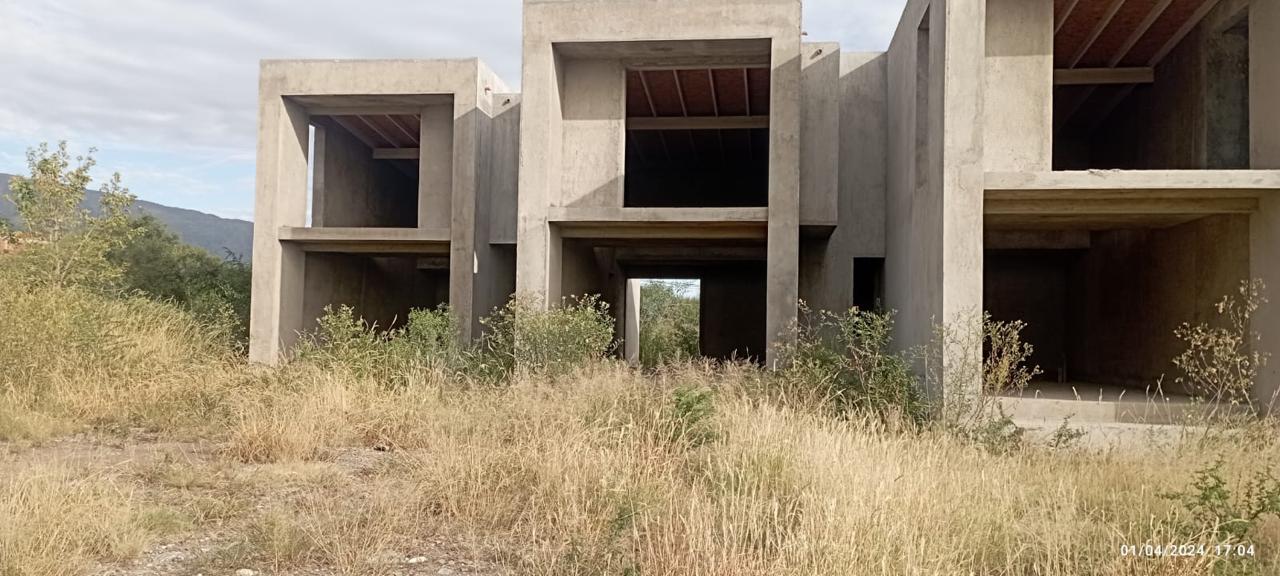 3 DUPLEX A TERMINAR | OPORTUNIDAD DE INVERSIÓN | CERRO DE ORO | MERLO