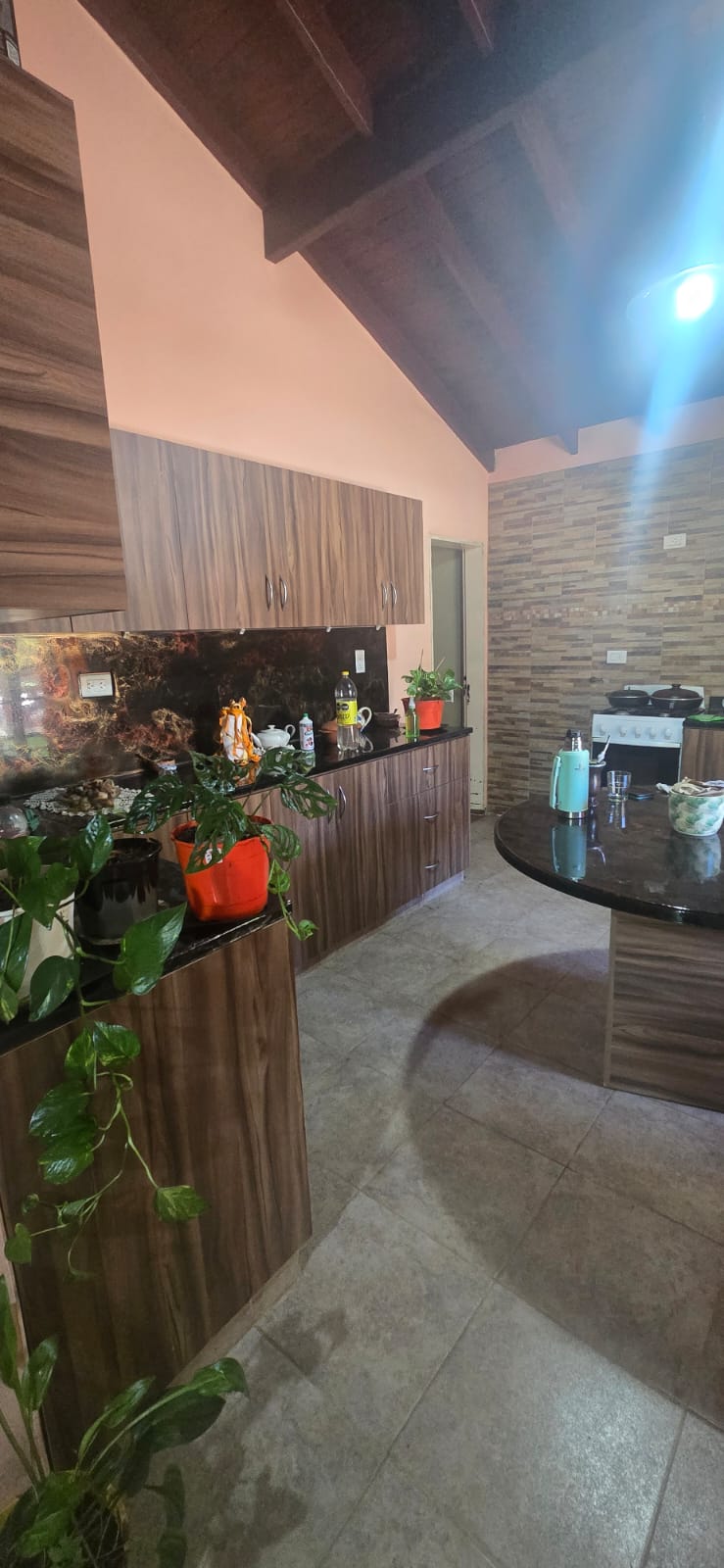 CHALET DE 4 AMBIENTES | PIEDRA BLANCA ARRIBA | MERLO