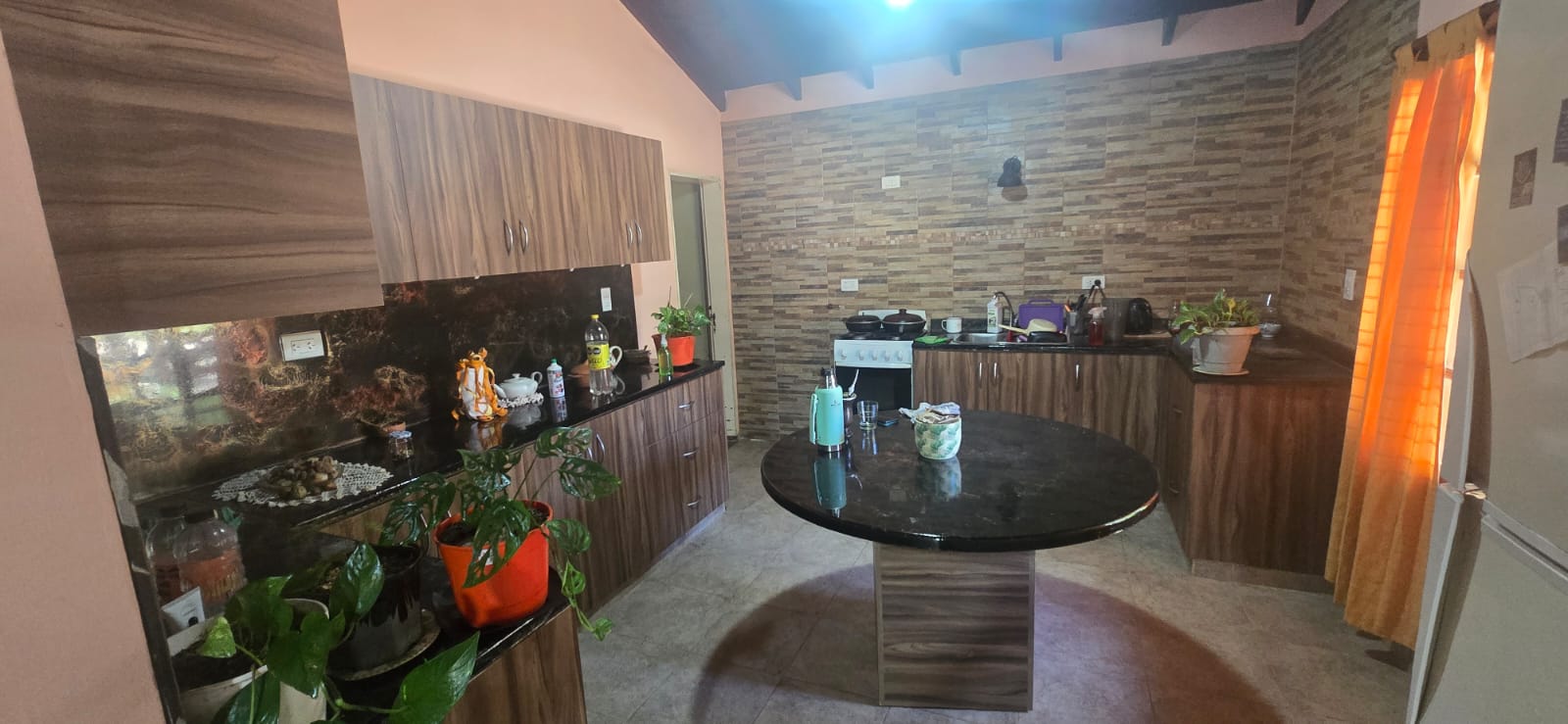 CHALET DE 4 AMBIENTES | PIEDRA BLANCA ARRIBA | MERLO