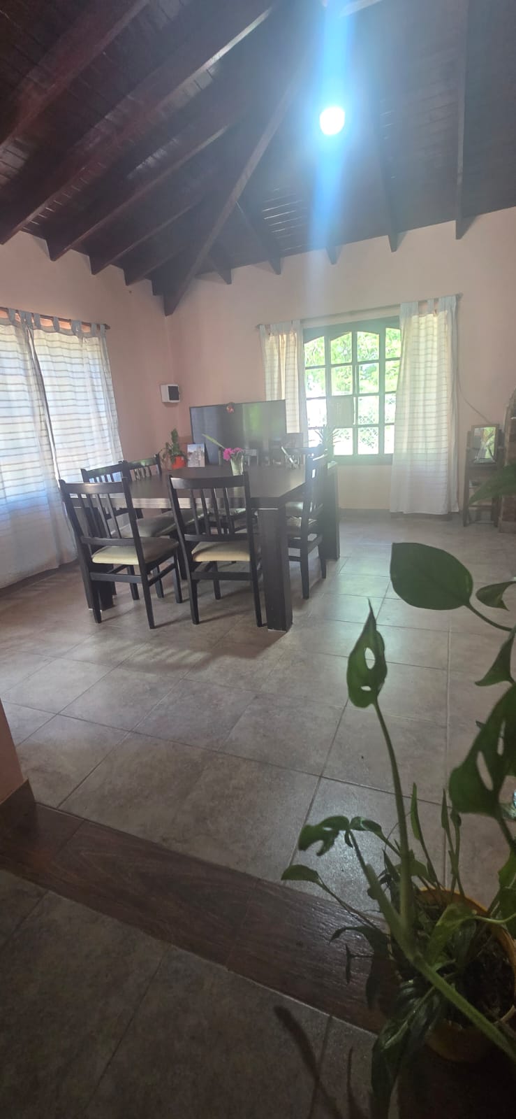 CHALET DE 4 AMBIENTES | PIEDRA BLANCA ARRIBA | MERLO