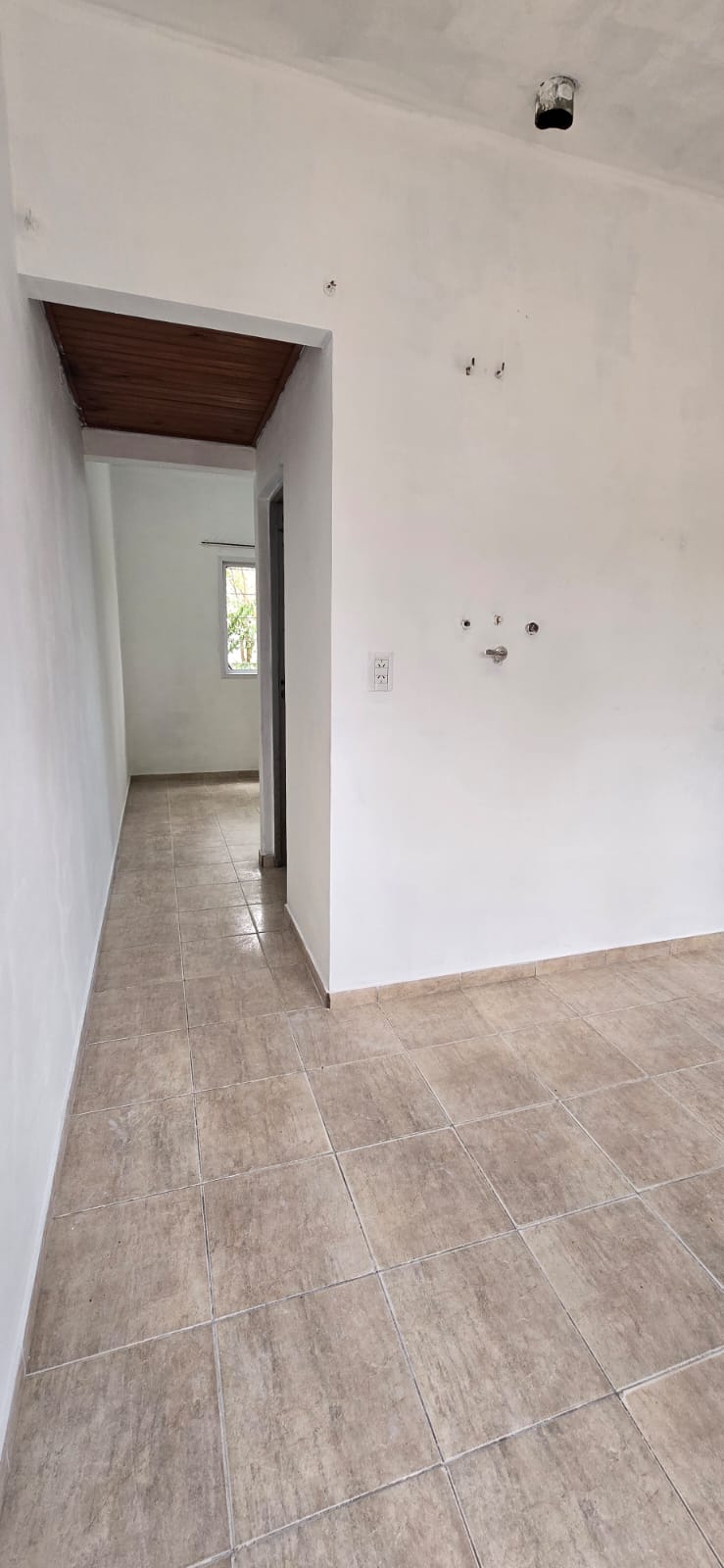 OPORTUNIDAD CASA 2 AMBIENTES EN MERLO