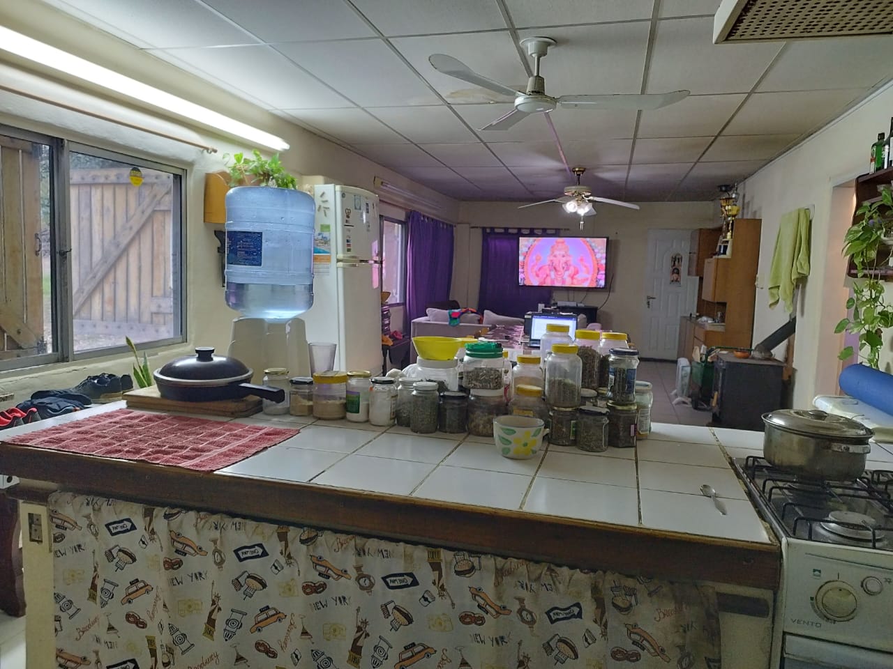 HERMOSA PROPIEDAD EN VILLA ELENA