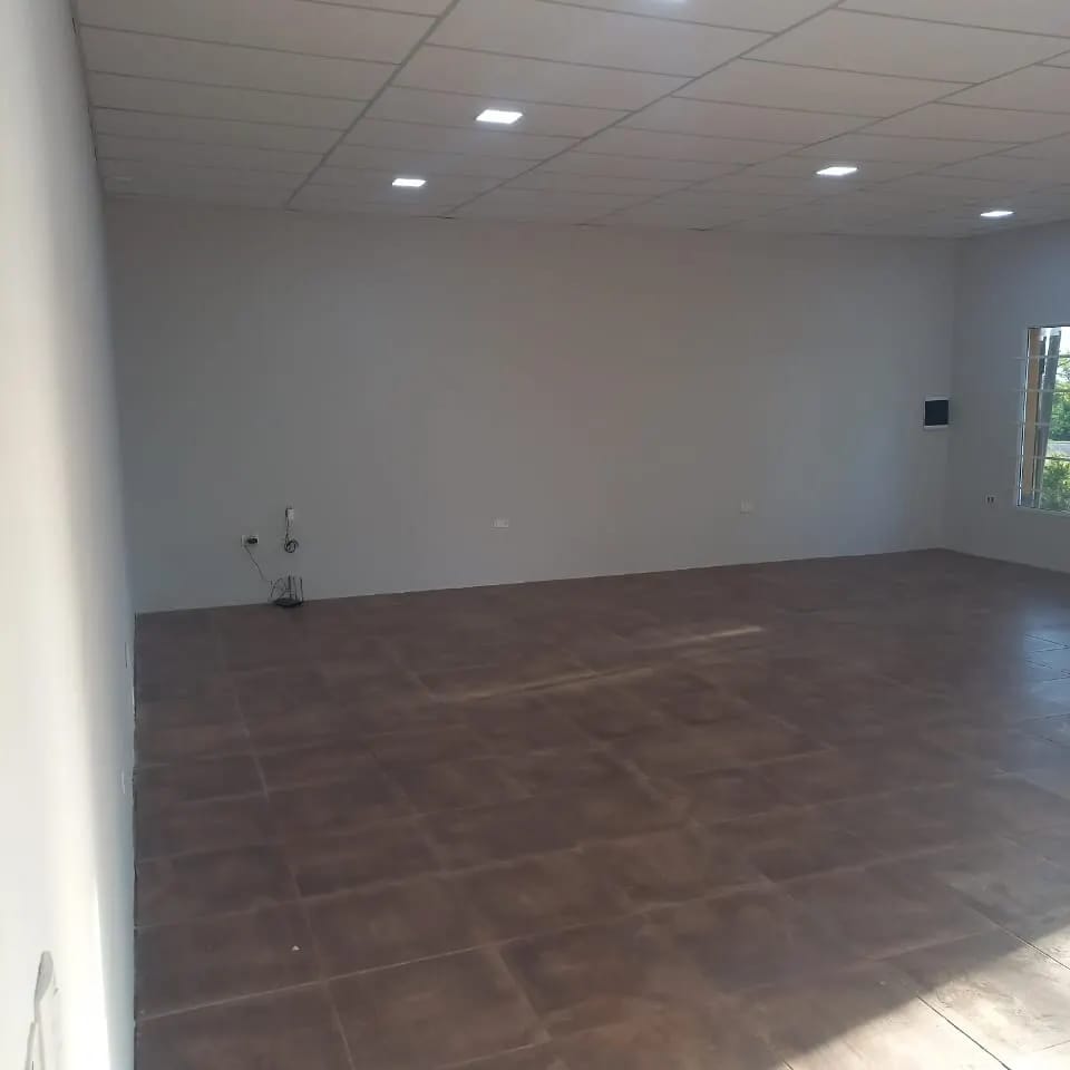 CASA CON UBICACIÓN ESTRATÉGICA EN LOS MOLLES