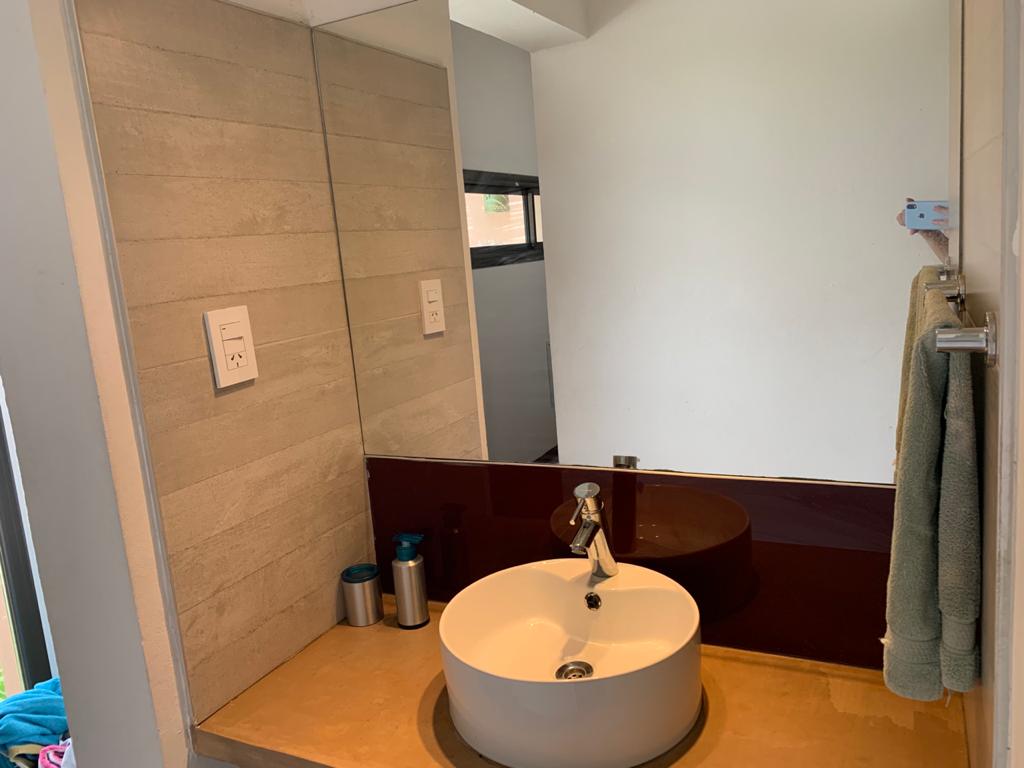 RESIDENCIA DE CATEGORÍA EN BARRIO LAS MORERAS I | MERLO