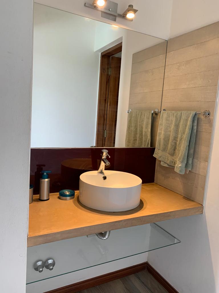 RESIDENCIA DE CATEGORÍA EN BARRIO LAS MORERAS I | MERLO