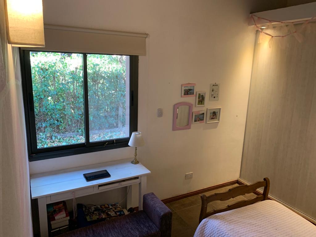 RESIDENCIA DE CATEGORÍA EN BARRIO LAS MORERAS I | MERLO