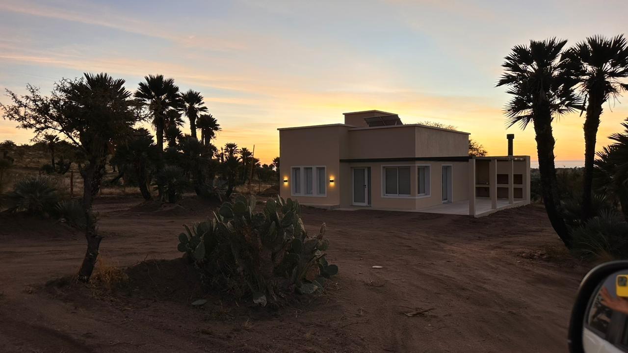 CASA MINIMALISTA EN PAPAGAYOS | ALTOS DEL PALMAR