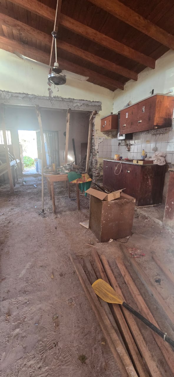 OPORTUNIDAD EN SANTA ROSA DEL CONLARA | CASA A RECICLAR