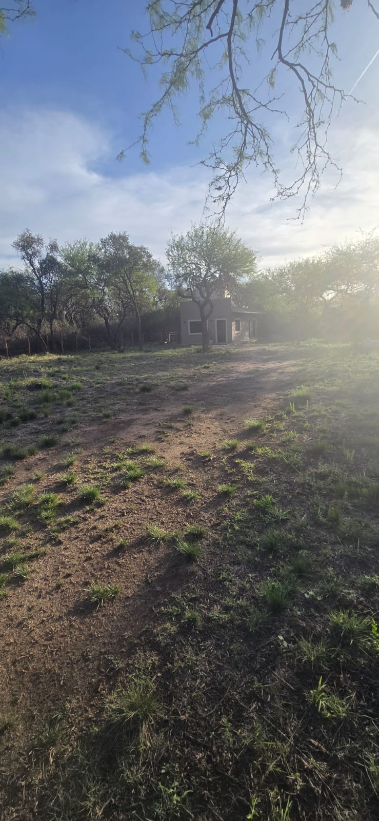 HERMOSA CASA A ESTRENAR EN CERRO DE ORO | MERLO