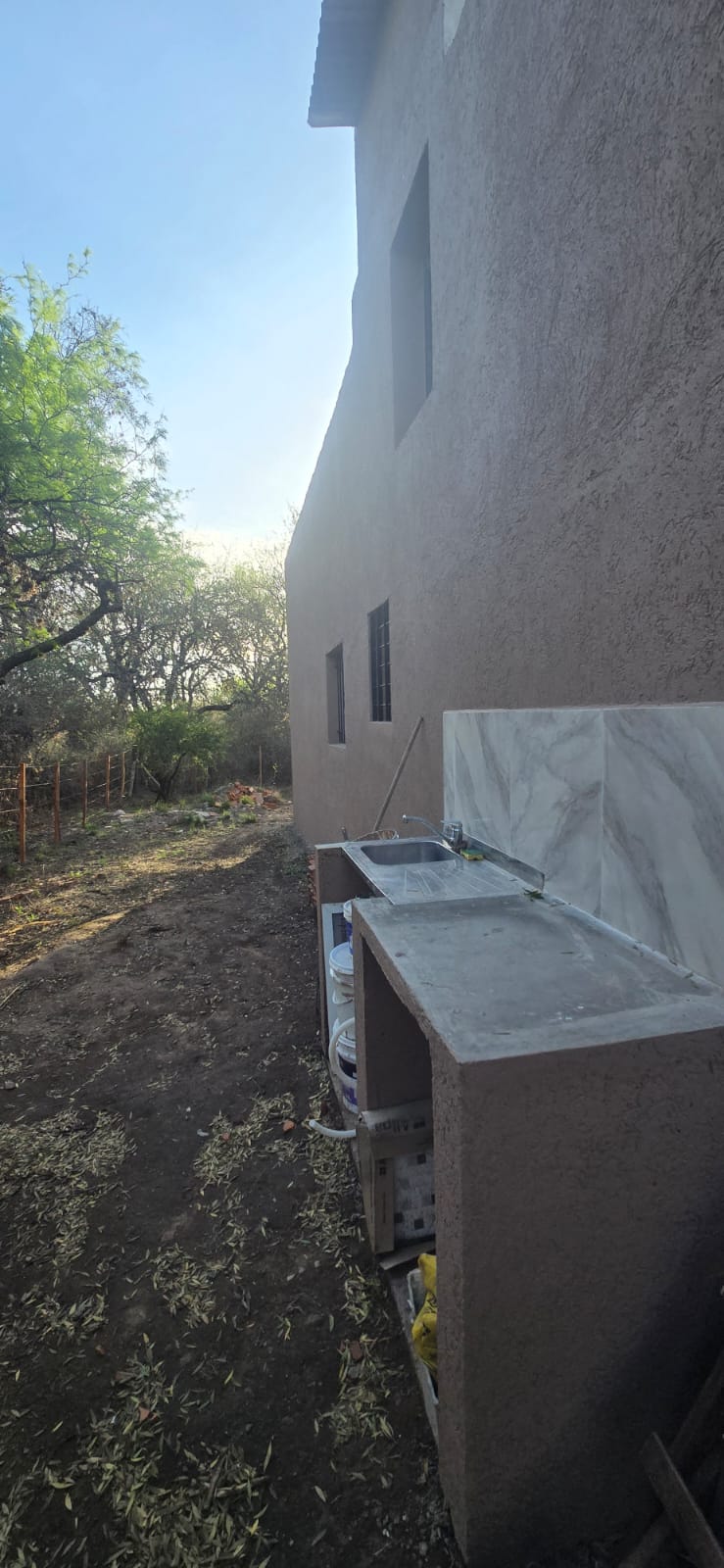 HERMOSA CASA A ESTRENAR EN CERRO DE ORO | MERLO