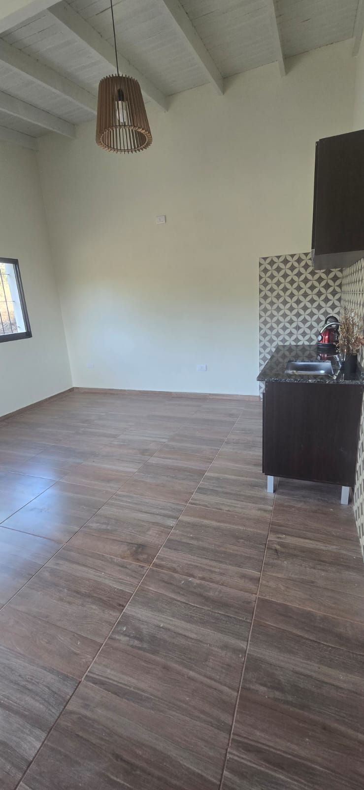 HERMOSA CASA A ESTRENAR EN CERRO DE ORO | MERLO