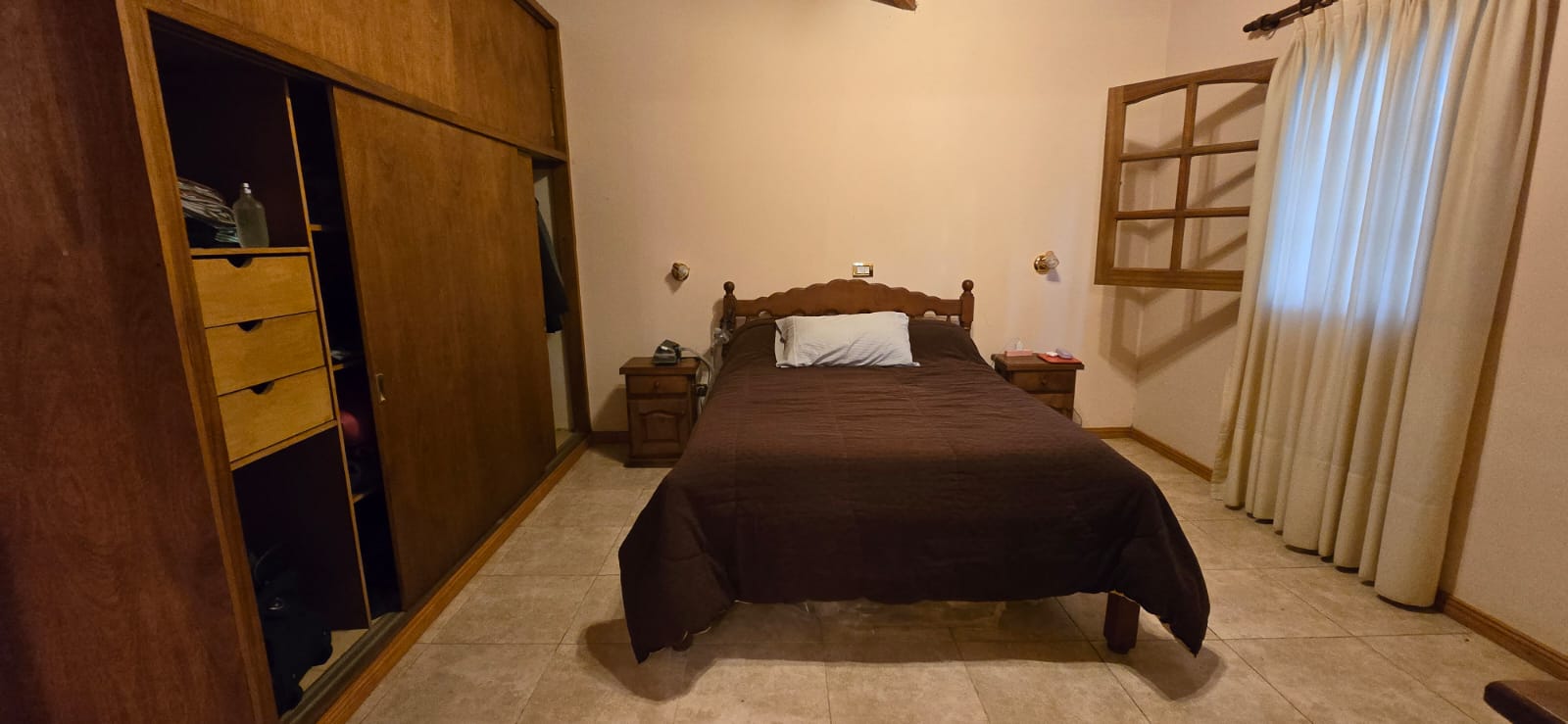 HERMOSO CHALET DE CATEGORIA EN MERLO