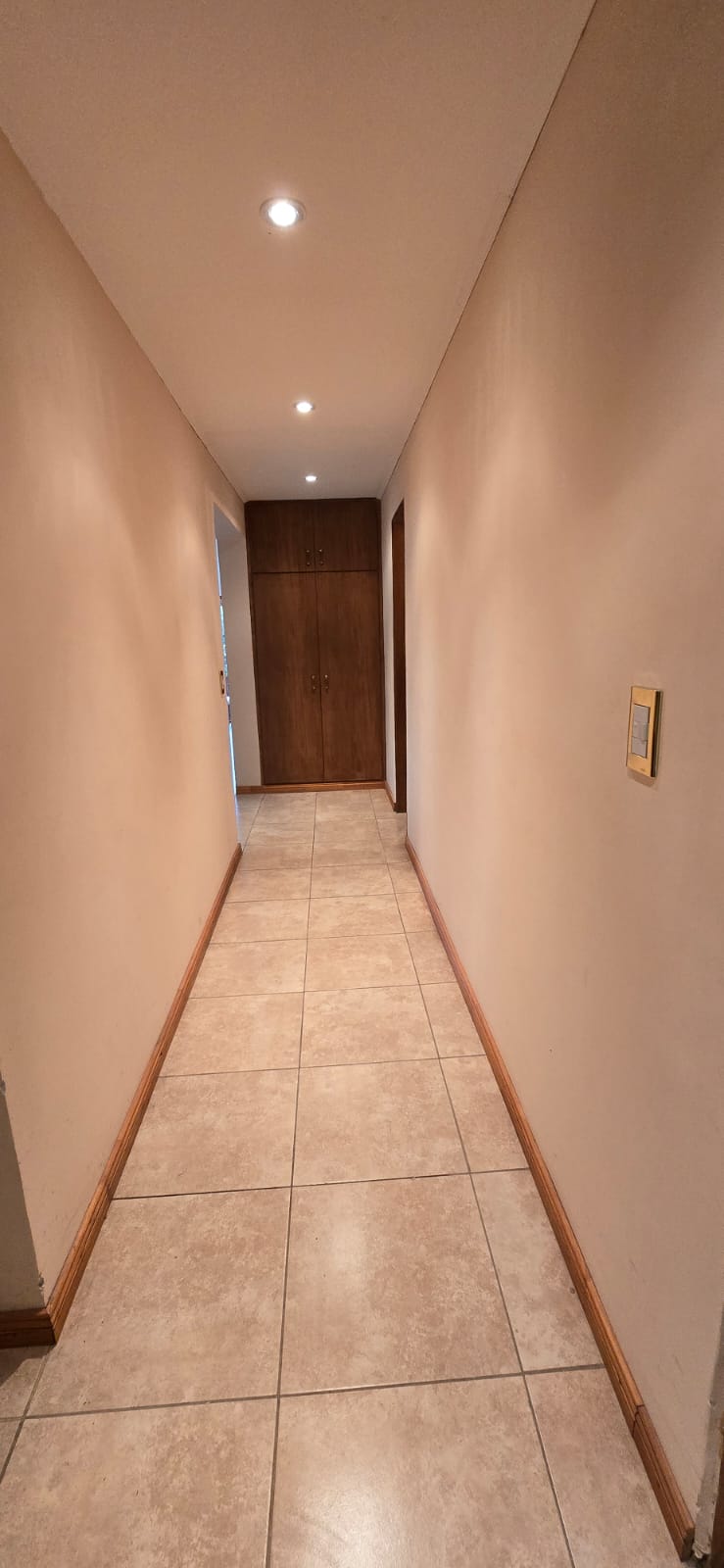 HERMOSO CHALET DE CATEGORIA EN MERLO
