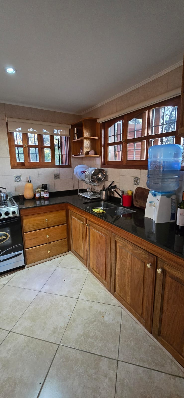 HERMOSO CHALET DE CATEGORIA EN MERLO