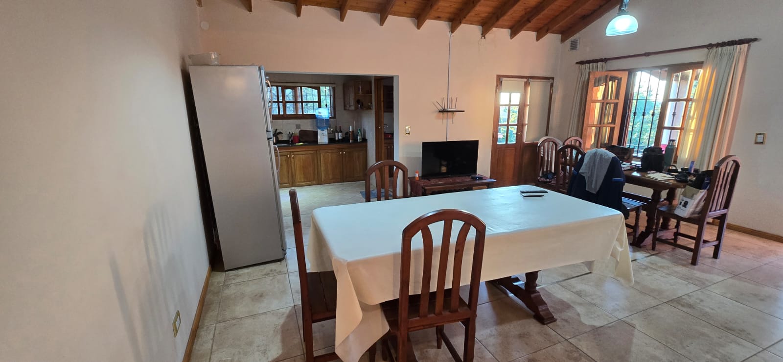 HERMOSO CHALET DE CATEGORIA EN MERLO