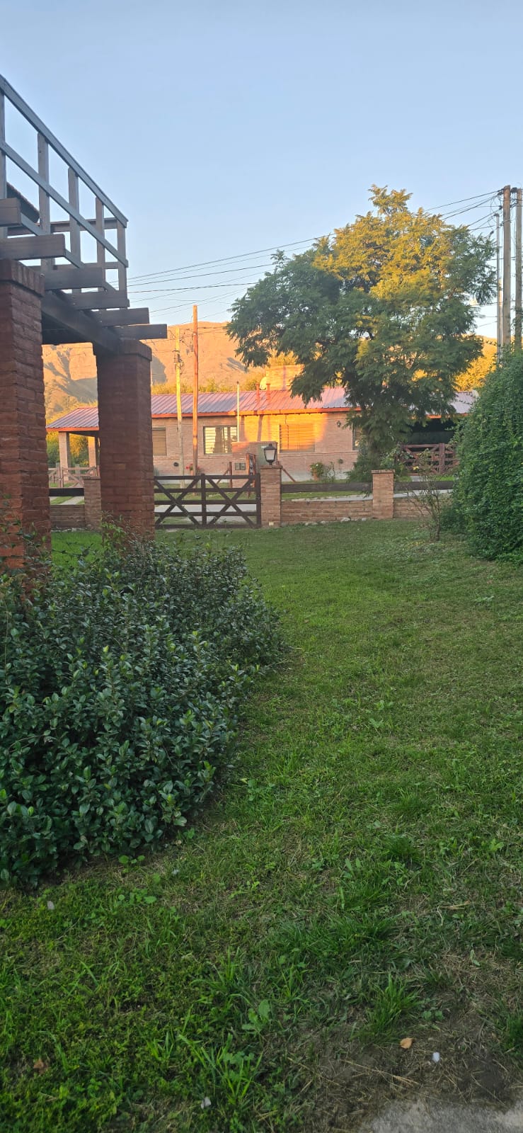 HERMOSO CHALET TRES DORMITORIOS | MERLO