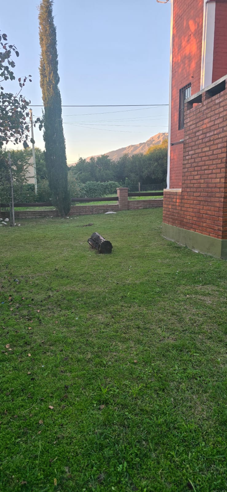 HERMOSO CHALET TRES DORMITORIOS | MERLO