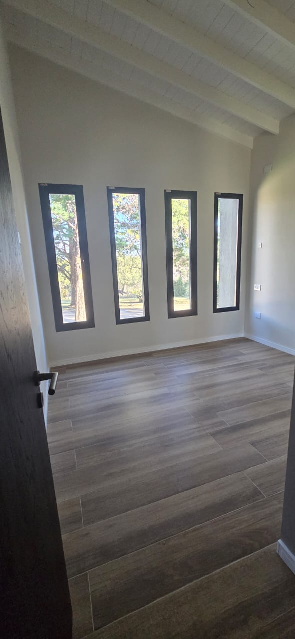 CASA MINIMALISTA EN COUNTRY CLUB CHUMAMAYA | MERLO