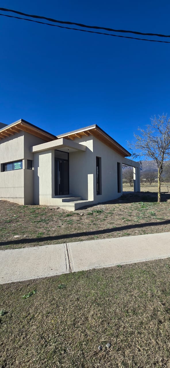 CASA MINIMALISTA | MERLO