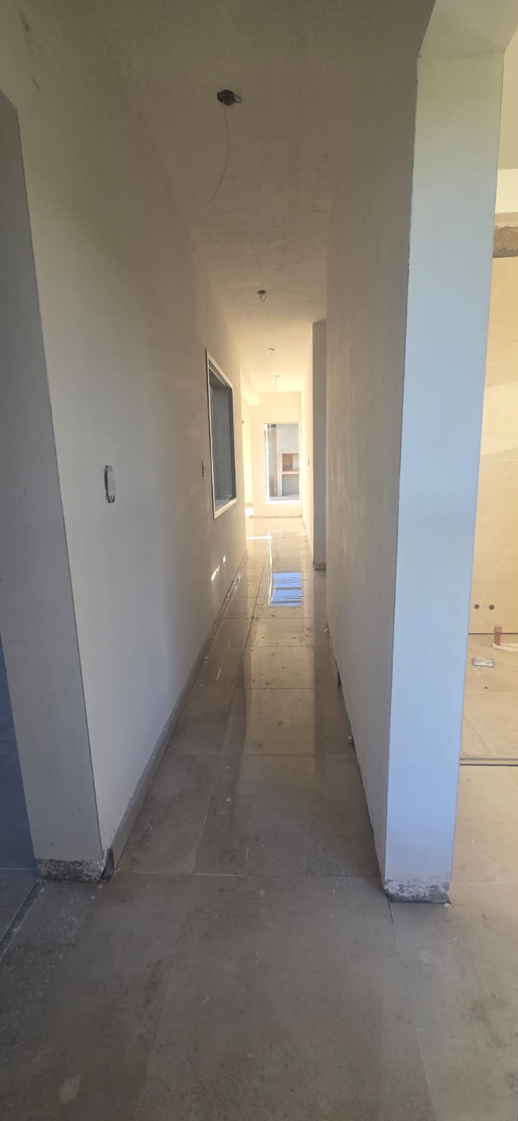 INCREIBLE CASA MINIMALISTA EN LA ARBOLADA | MERLO