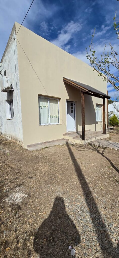 HERMOSA CASA EN BARRANCA COLORADA | MERLO