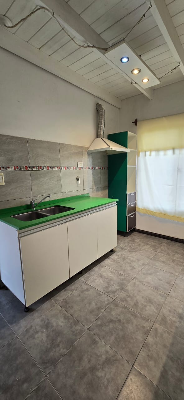 HERMOSA CASA EN BARRANCA COLORADA | MERLO