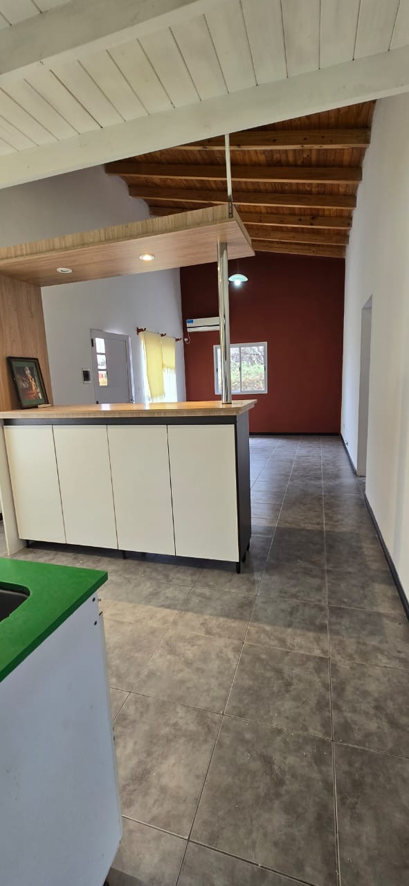 HERMOSA CASA EN BARRANCA COLORADA | MERLO