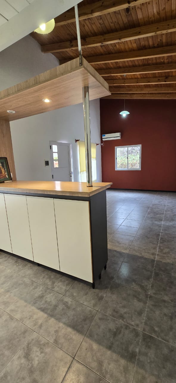 HERMOSA CASA EN BARRANCA COLORADA | MERLO