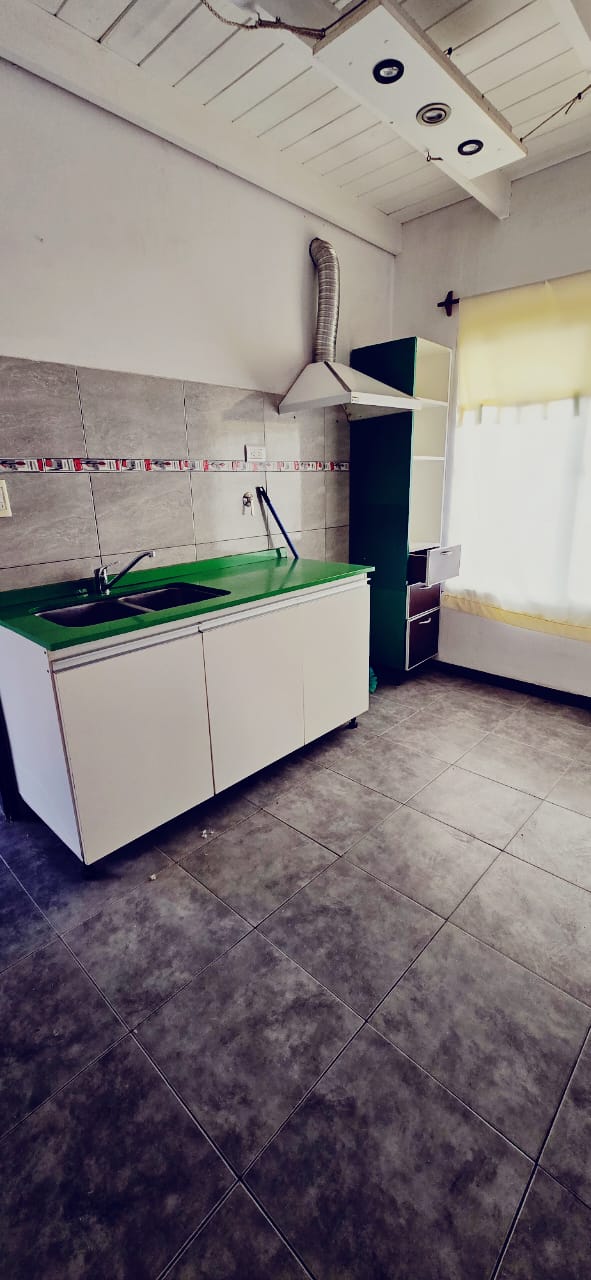 HERMOSA CASA EN BARRANCA COLORADA | MERLO