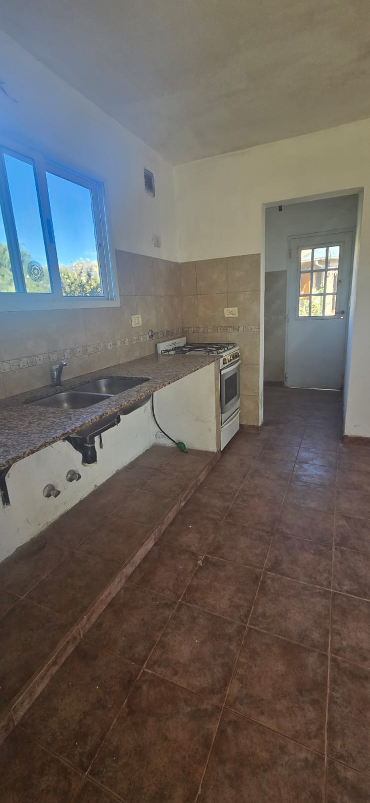 CASA CON HERMOSA VISTA EN CARPINTERIA