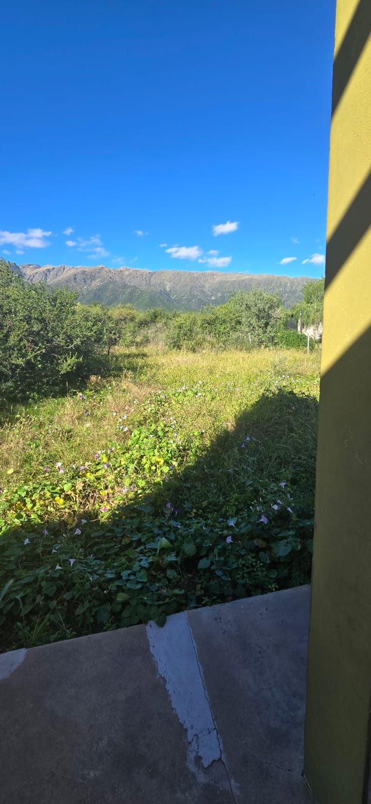 CASA CON HERMOSA VISTA EN CARPINTERIA