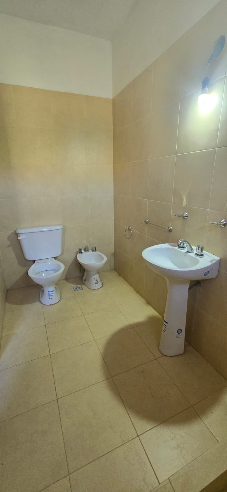 CASA 3 DORMITORIOS EN CARPINTERIA