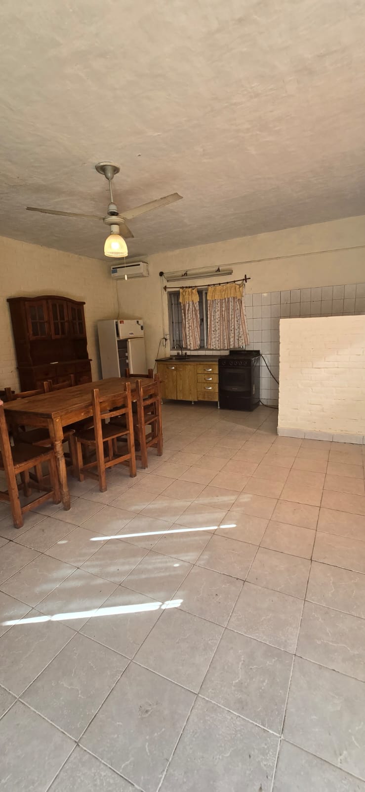 CASA 3 DORMITORIOS EN CARPINTERIA