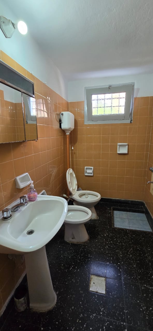 CASA TIPO PH SOBRE RUTA 5 EN MERLO