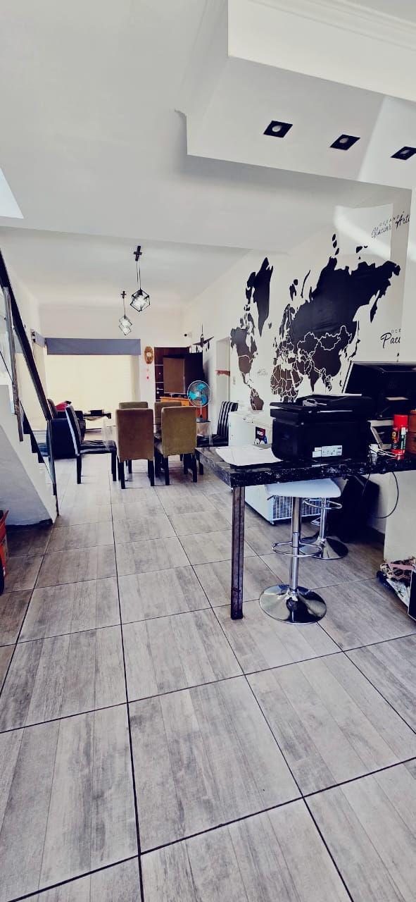 CASA DE 3 HABITACIONES | CARPINTERIA