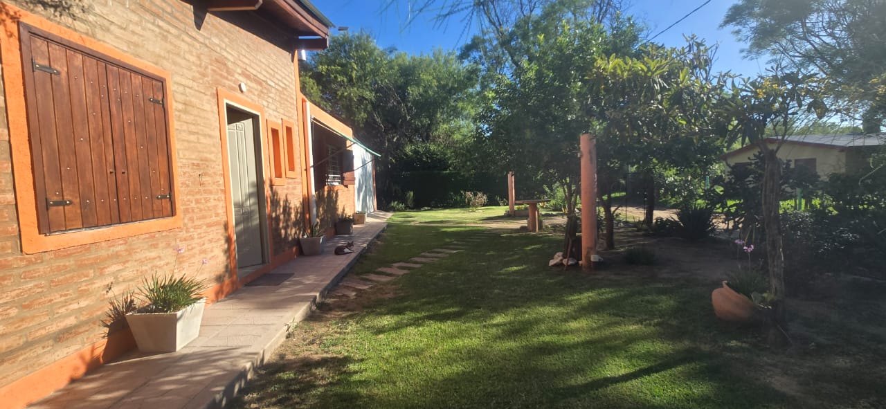 HERMOSA CASA EN LA COLONIA | CARPINTERIA