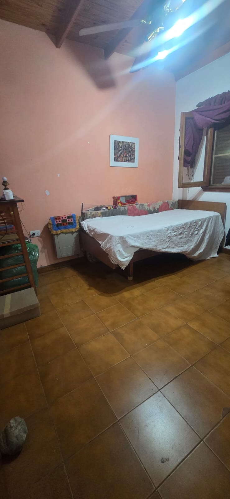 CHALET EN ESQUINA CON DEPARTAMENTO SOBRE AV NORTE | MERLO 110.000 DÓLARES