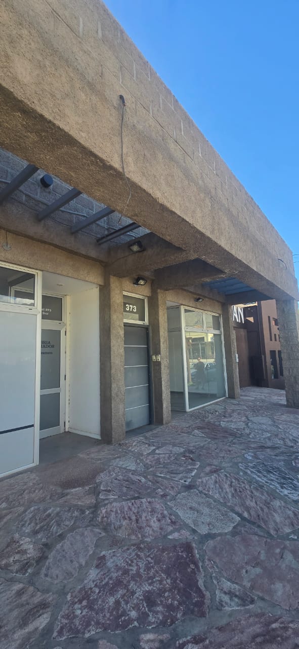 LOCAL A 10 METROS DE LA AVENIDA DEL SOL | MERLO