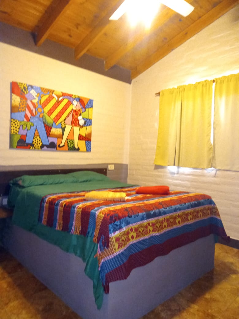 COMPLEJO CON 4 CABAÑAS EN CORTADERAS