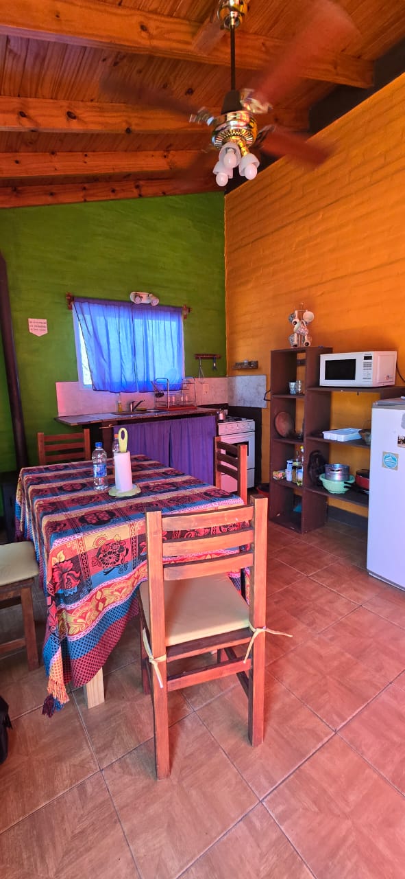 COMPLEJO CON 4 CABAÑAS EN CORTADERAS