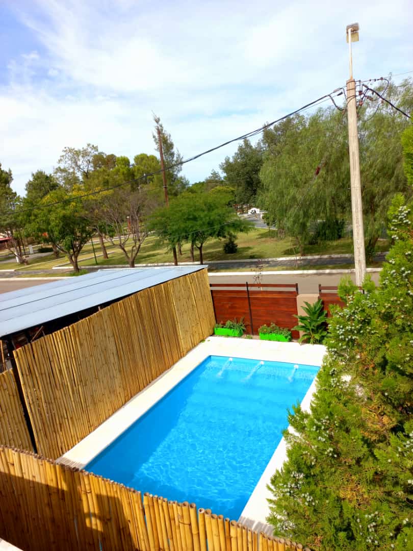 COMPLEJO DE 3 UNIDADES CON PILETA | MERLO