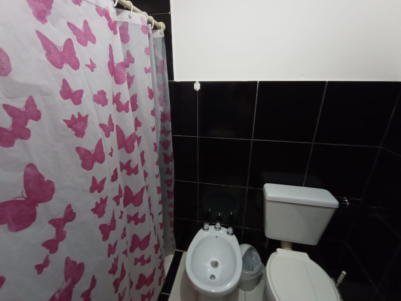 COMPLEJO DE 3 UNIDADES CON PILETA | MERLO