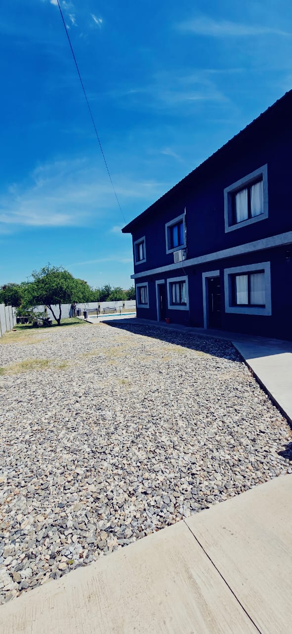 VENTA URGENTE COMPLEJO EN MERLO