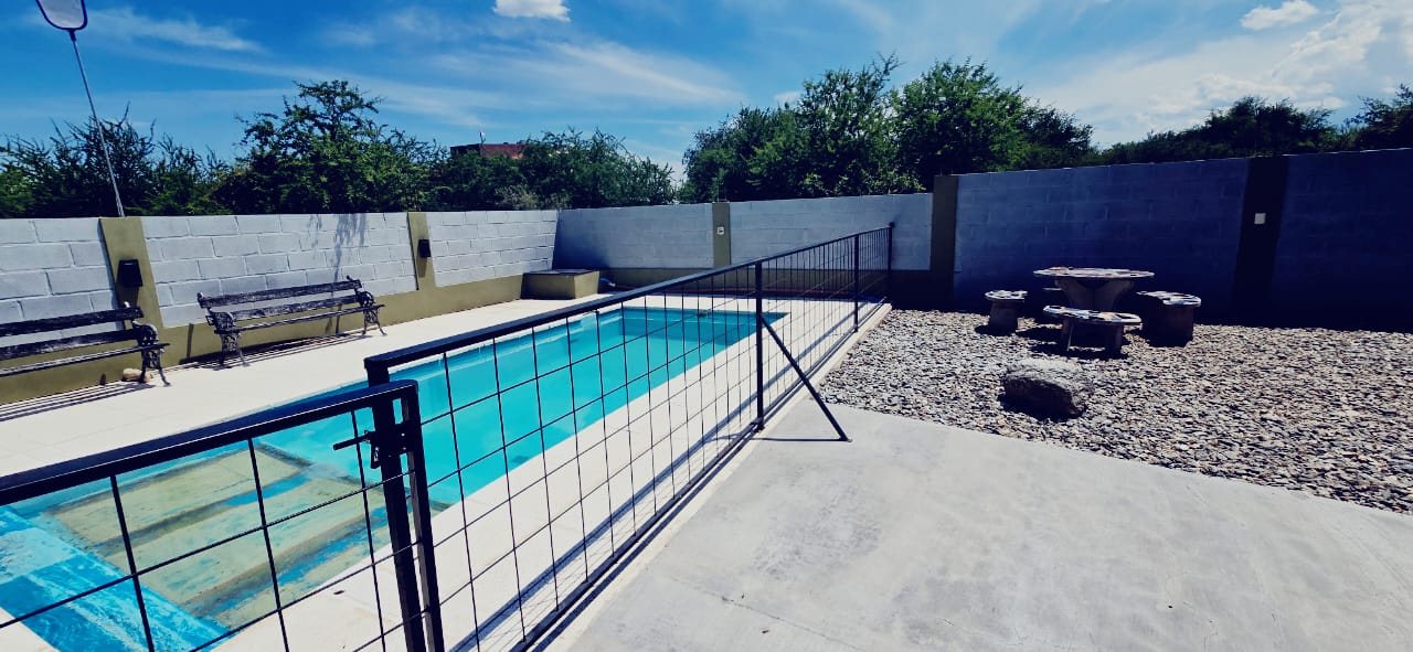 VENTA URGENTE COMPLEJO EN MERLO