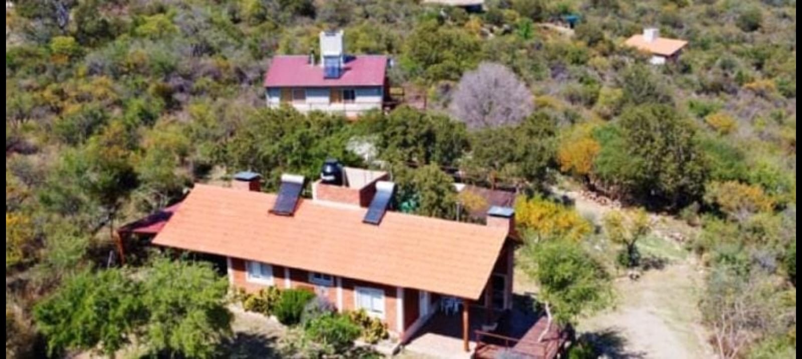 DOS CABAÑAS Y CASA PRINCIPAL | MERLO