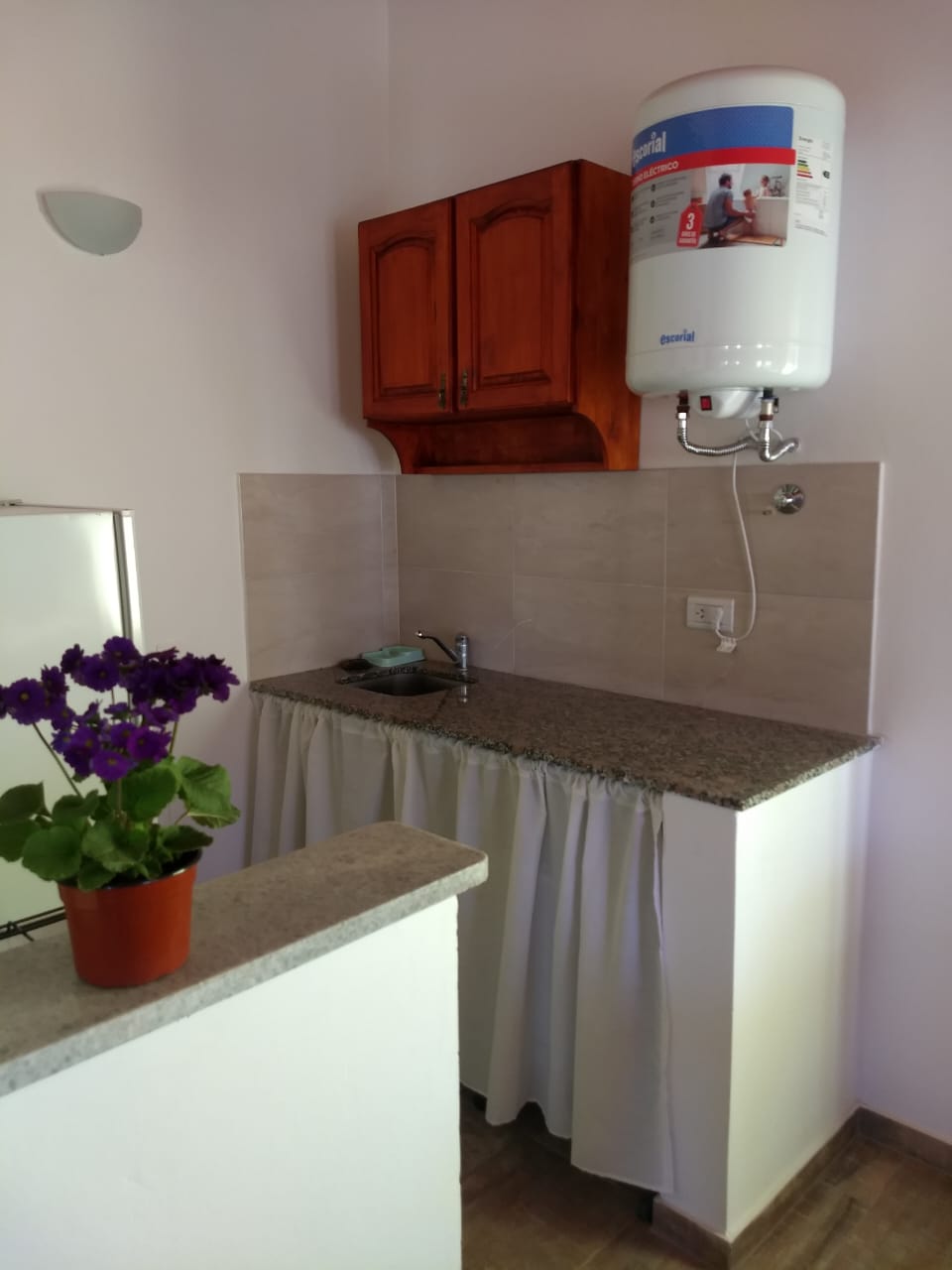 COMPLEJO CÉNTRICO CON RENTA ACTIVA | MERLO