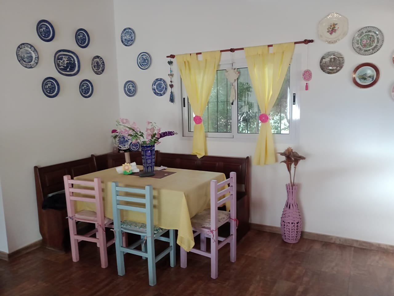 PEQUEÑO COMPLEJO DE 3 UNIDADES EN CORTADERAS